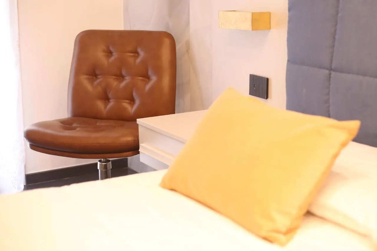 Guest House Colonna Палермо 0*,  Италия